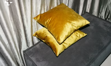 Throw Pillow Set